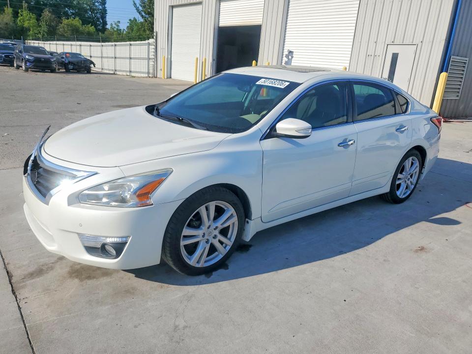 2015 NISSAN ALTIMA — VIN 1N4BL3APXFC586331