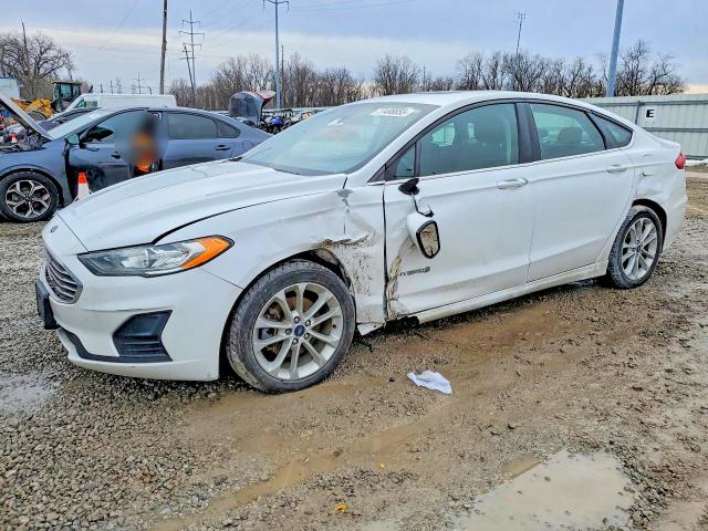 2019 FORD FUSION — VIN 3FA6P0LU2KR182622