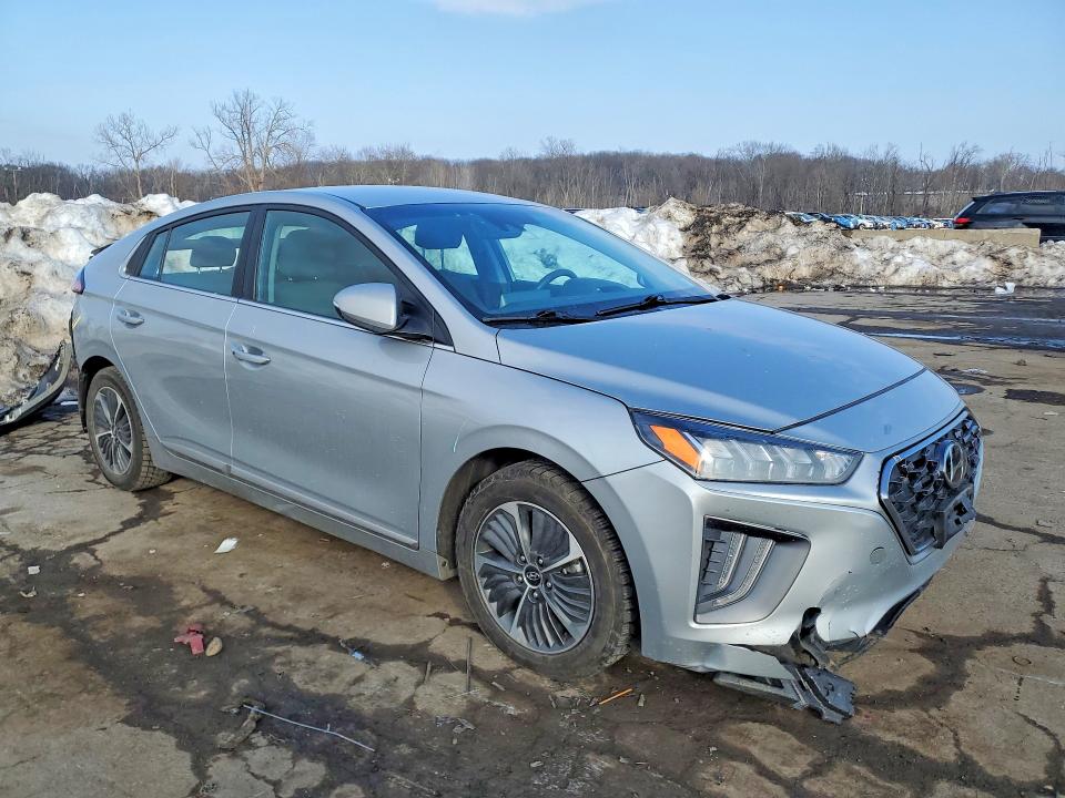 KMHC75LD7NU283285