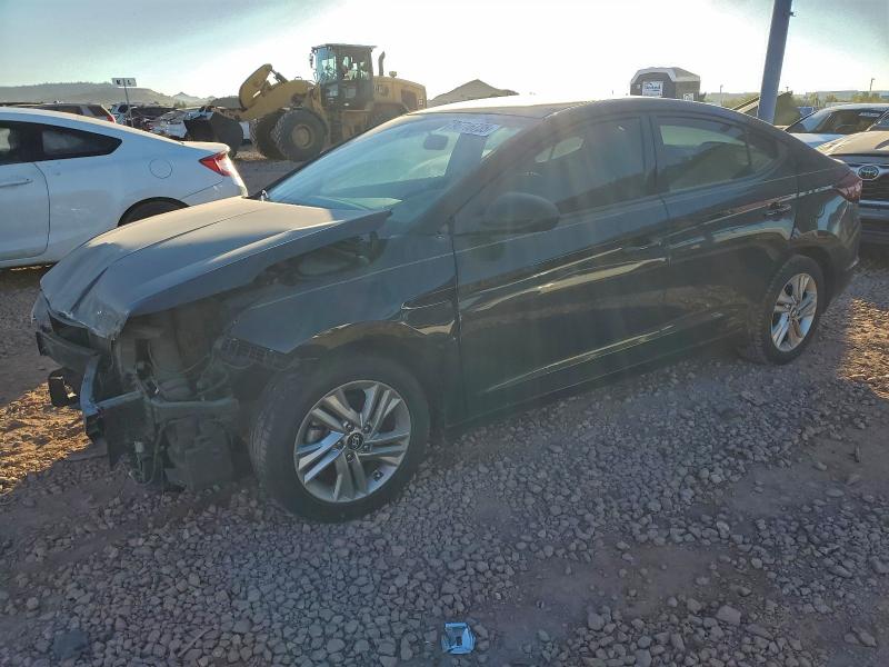 2019 HYUNDAI ELANTRA SE — VIN KMHD84LF4KU781131