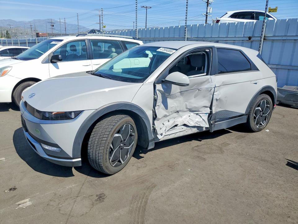 2023 HYUNDAI IONIQ 5 — VIN KM8KMDAF2PU136586