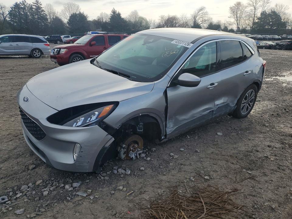 2022 FORD ESCAPE — VIN 1FMCU0CZ1NUA15839