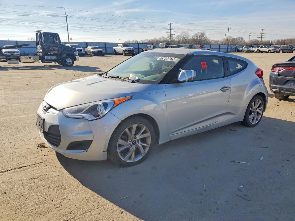 2016 HYUNDAI VELOSTER — VIN KMHTC6AD4GU266063