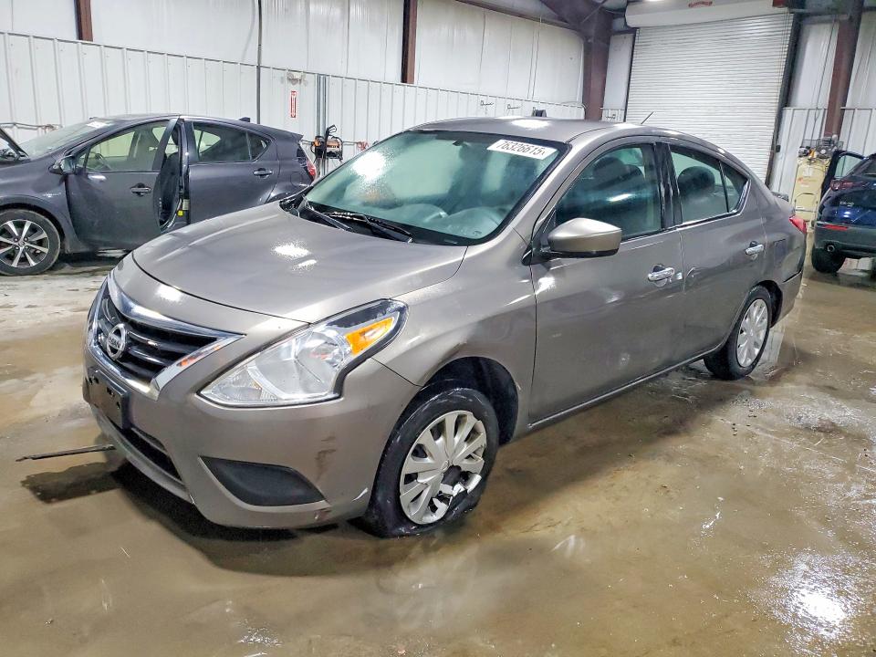 2017 NISSAN VERSA — VIN 3N1CN7AP7HK463540