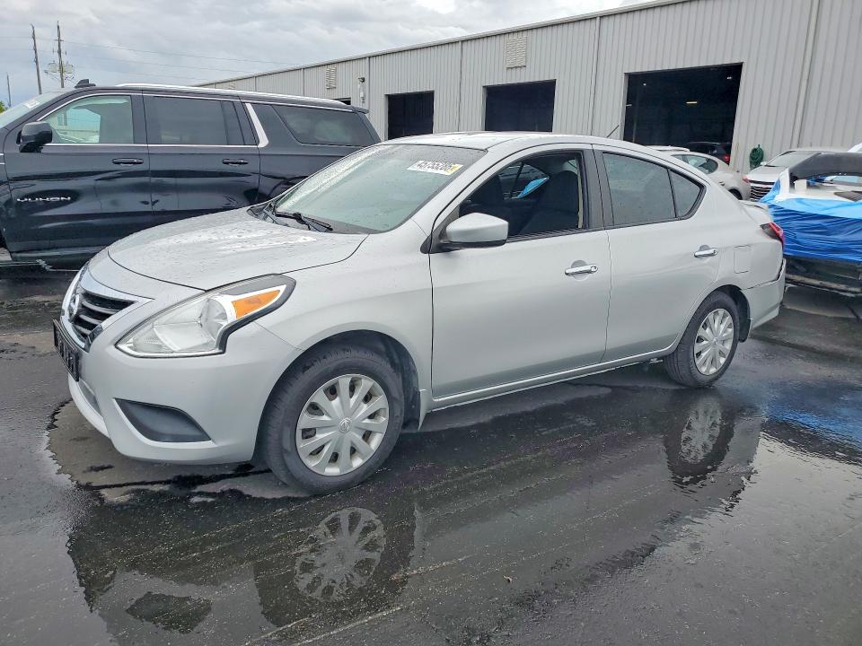 2017 NISSAN VERSA — VIN 3N1CN7APXHL867684