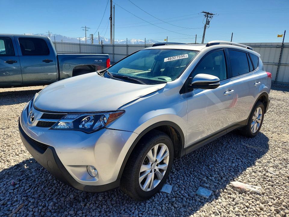 2015 TOYOTA RAV4 — VIN JTMDFREV3FD138514