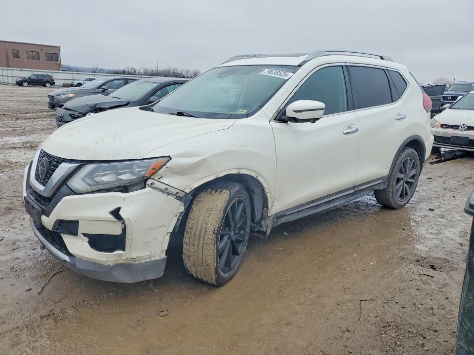 2018 NISSAN ROGUE — VIN 5N1AT2MV7JC739150