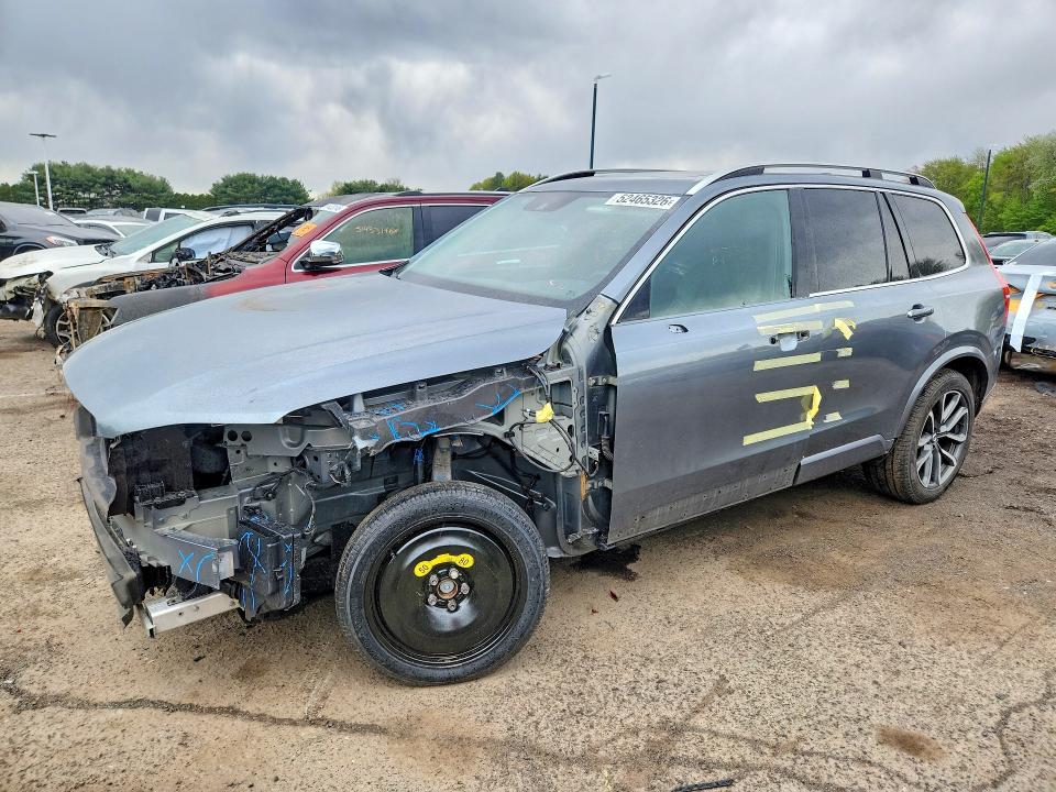 2019 VOLVO XC90 — VIN YV4102PK2K1478325