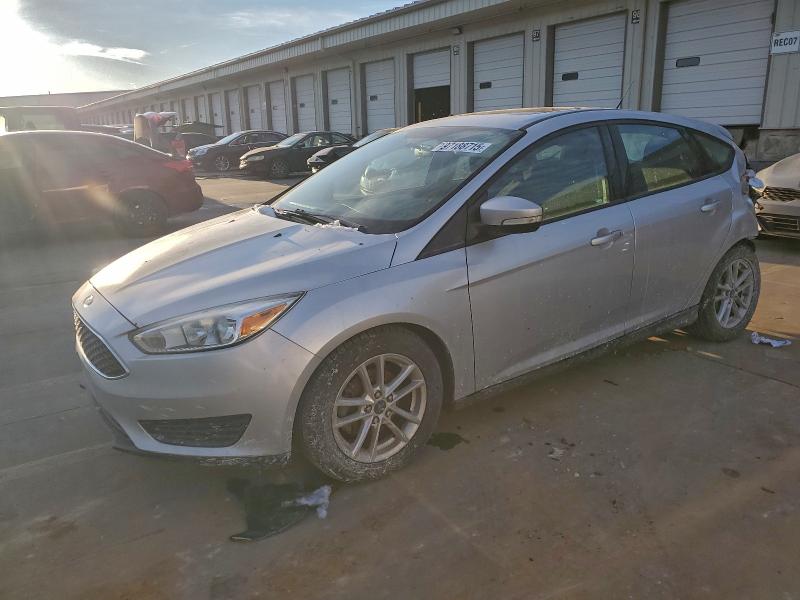 2016 FORD FOCUS SE — VIN 1FADP3K23GL205288