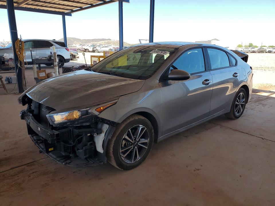 3KPF24AD7RE784372