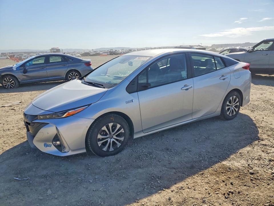 2021 TOYOTA PRIUS PRIME — VIN JTDKAMFP8M3181905