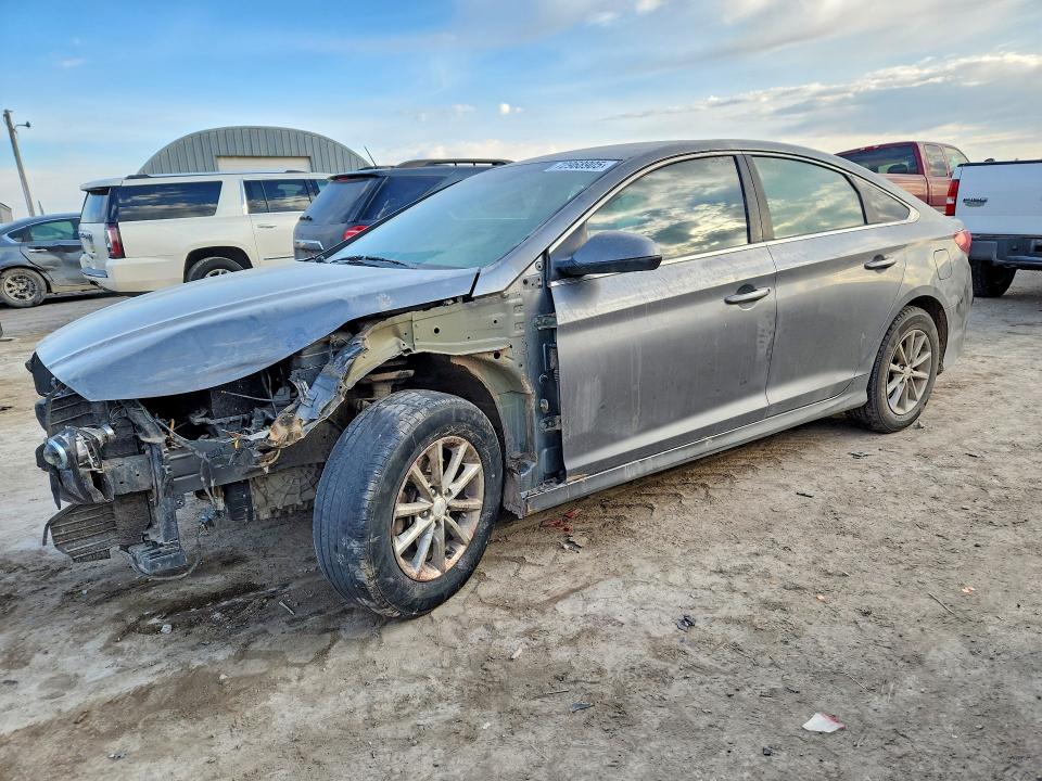 2019 HYUNDAI SONATA — VIN 5NPE24AF3KH758110