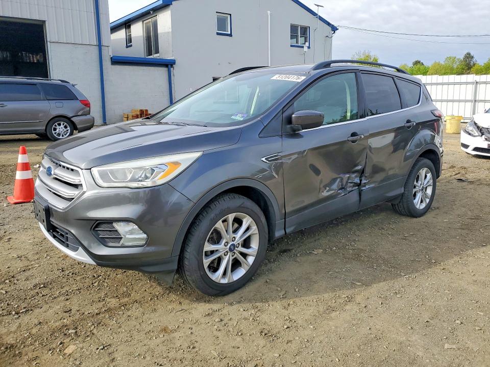 2017 FORD ESCAPE — VIN 1FMCU9GD2HUB33910