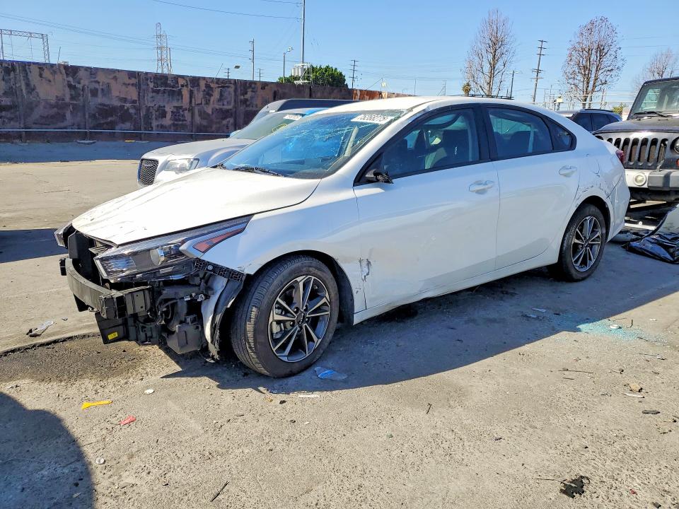 2024 KIA FORTE — VIN 3KPF24AD0RE759927
