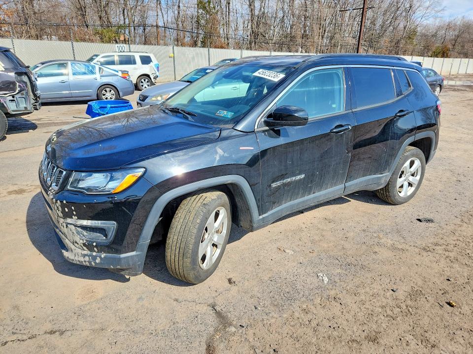 2018 JEEP COMPASS — VIN 3C4NJDBB0JT150395