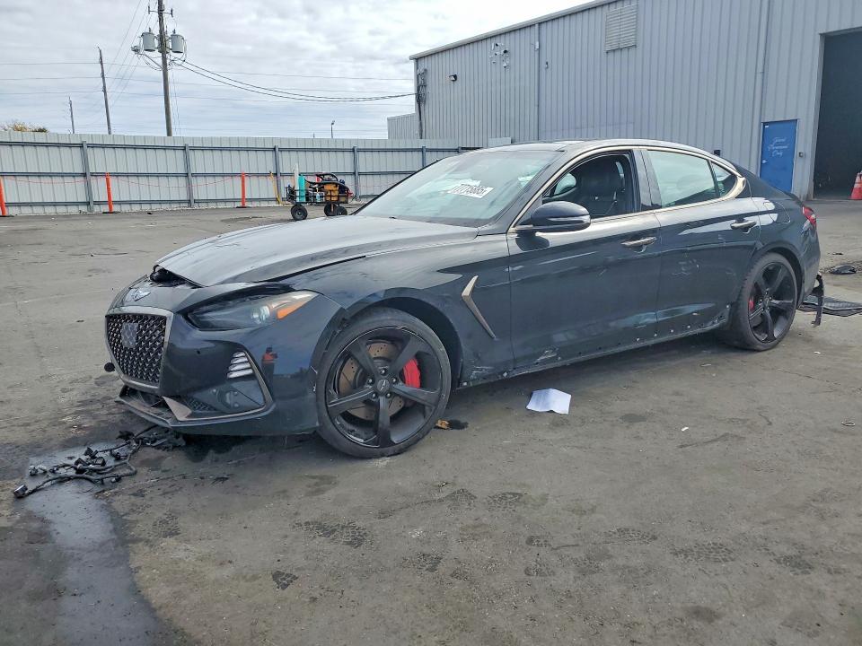 2019 GENESIS G70 — VIN KMTG34LE8KU015590