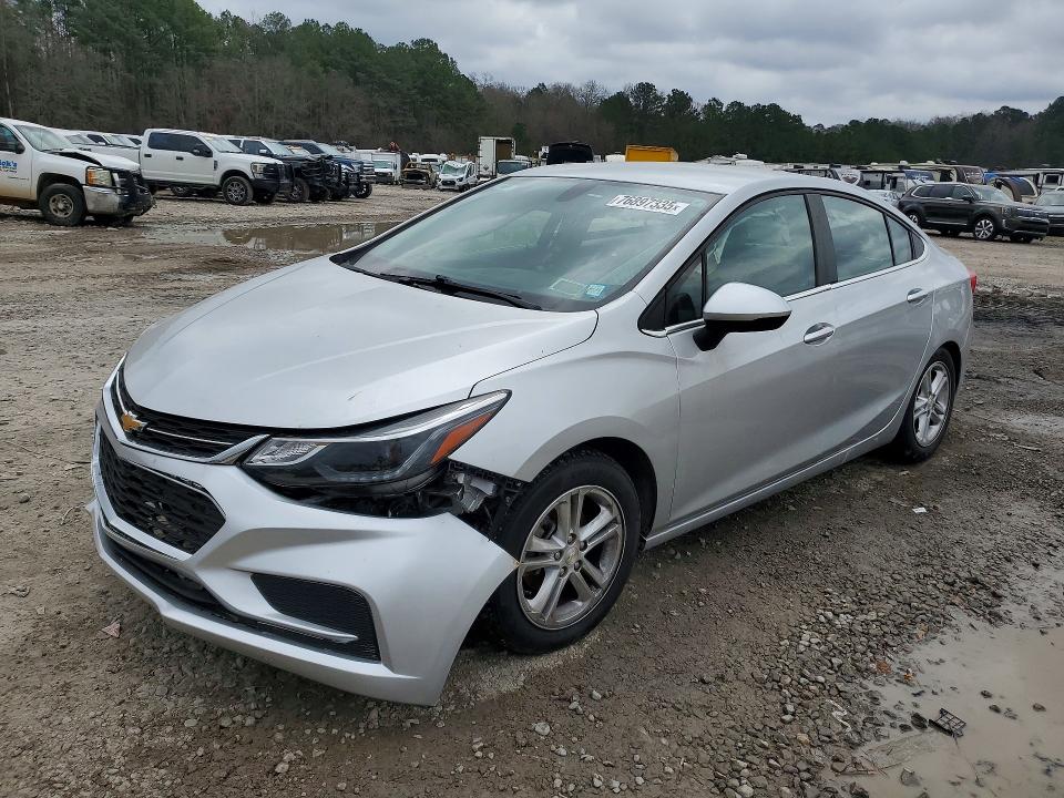 2017 CHEVROLET CRUZE — VIN 1G1BE5SM1H7246607