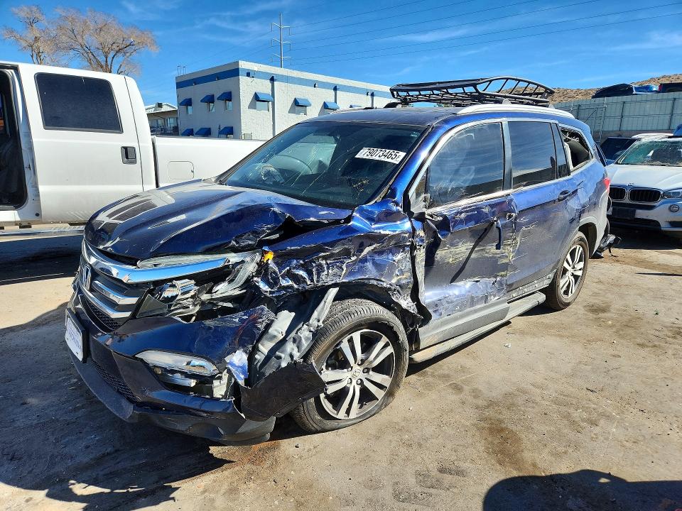 2017 HONDA PILOT — VIN 5FNYF6H58HB058696