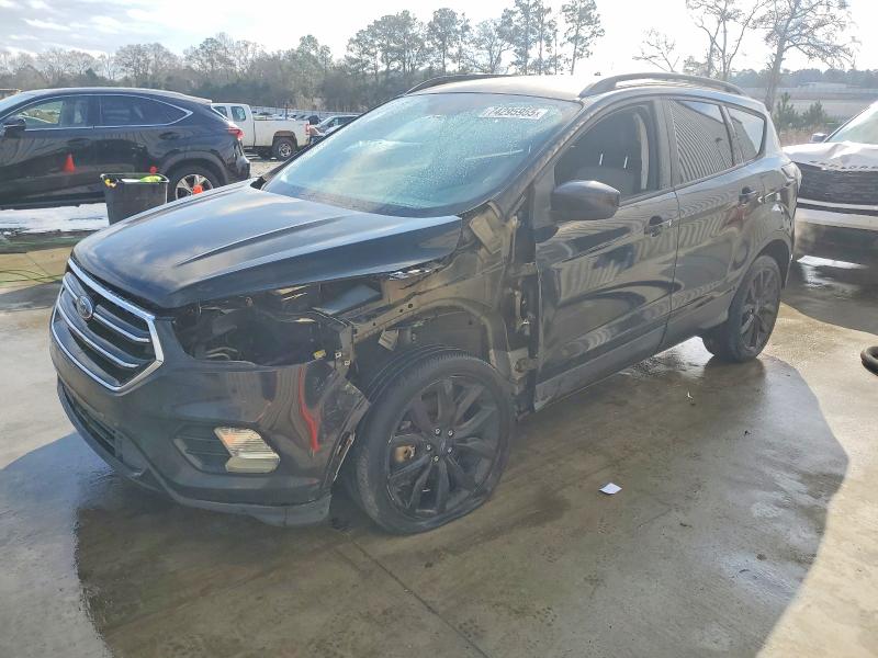 2017 FORD ESCAPE — VIN 1FMCU0G97HUB48913