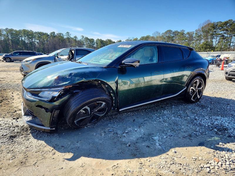 2023 KIA EV6 — VIN KNDC3DLC8P5150453