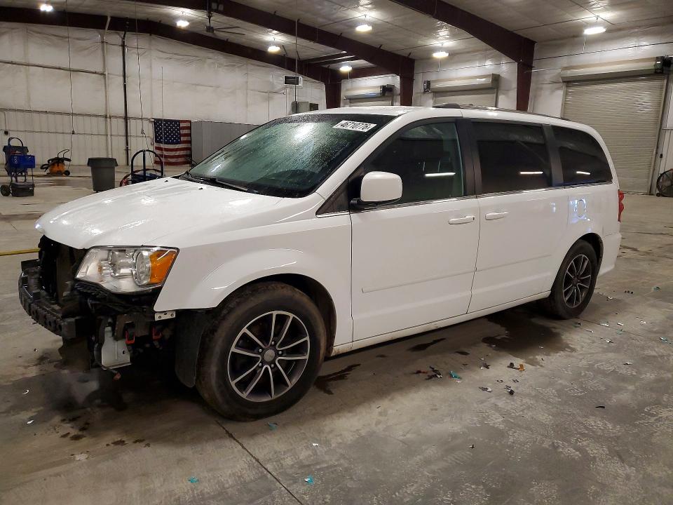 2017 DODGE GRAND CARAVAN — VIN 2C4RDGCG6HR712799