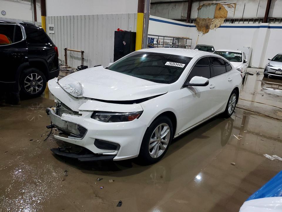 2018 CHEVROLET MALIBU — VIN 1G1ZD5ST8JF198074