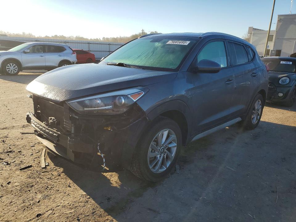 2018 HYUNDAI TUCSON — VIN KM8J33A47JU679558