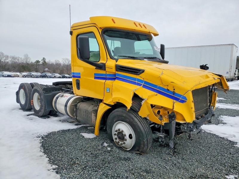 2019 FREIGHTLINER CASCADIA 1 — VIN 3AKJHLDV9KSKE1196