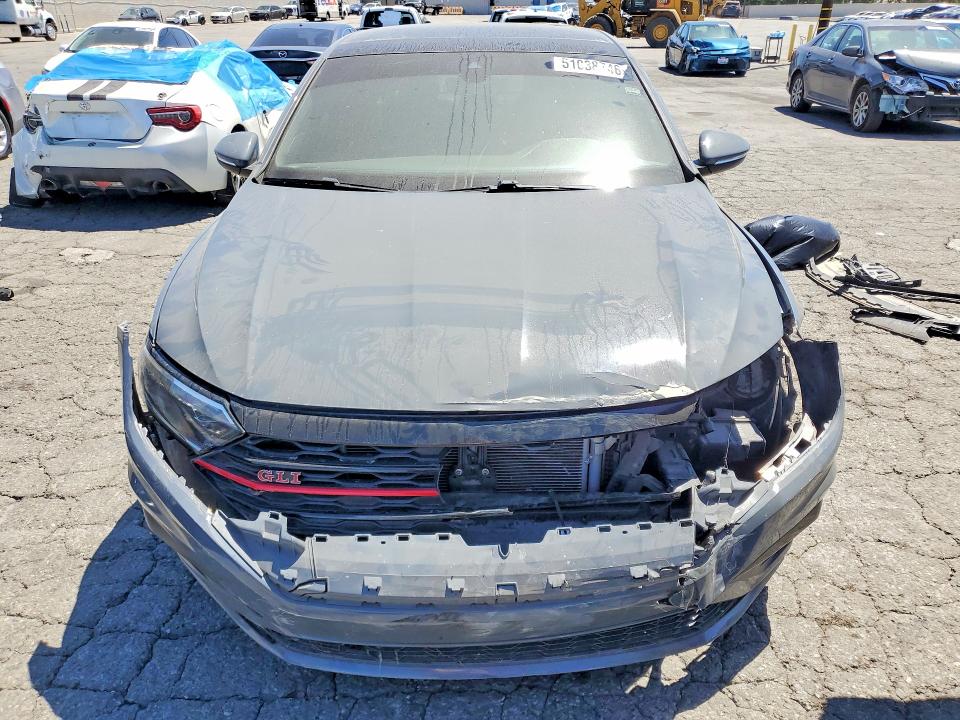 3VW5T7BU2MM021244