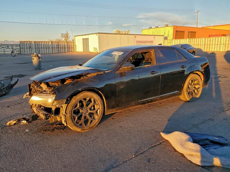 2019 CHRYSLER 300 S — VIN 2C3CCABG4KH533766