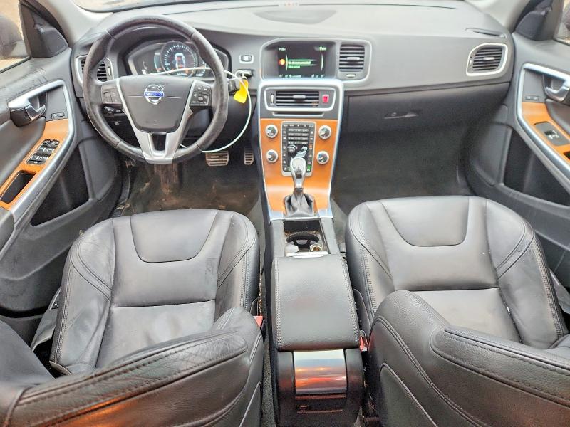 LYV402FK2GB106162