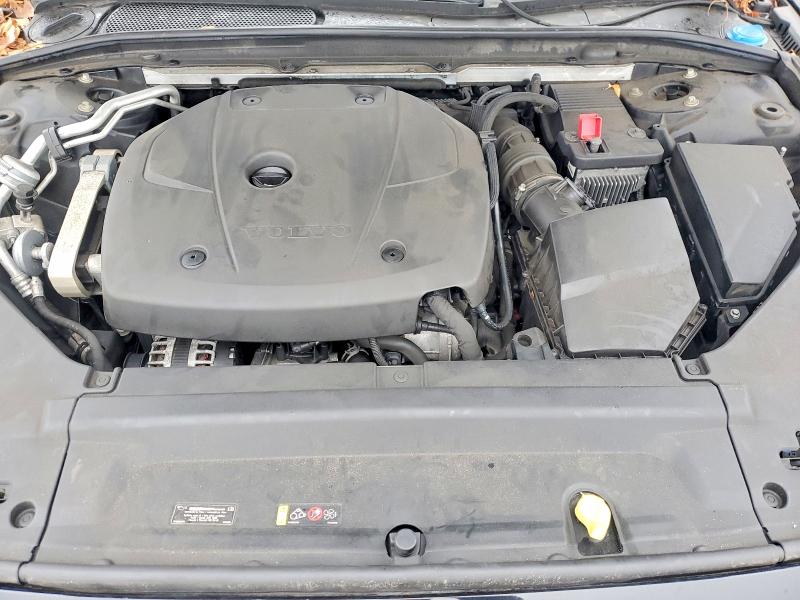 LVY992MK4JP024517