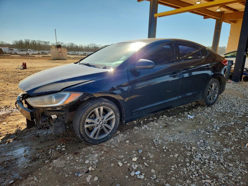 2017 HYUNDAI ELANTRA — VIN 5NPD84LF6HH186871
