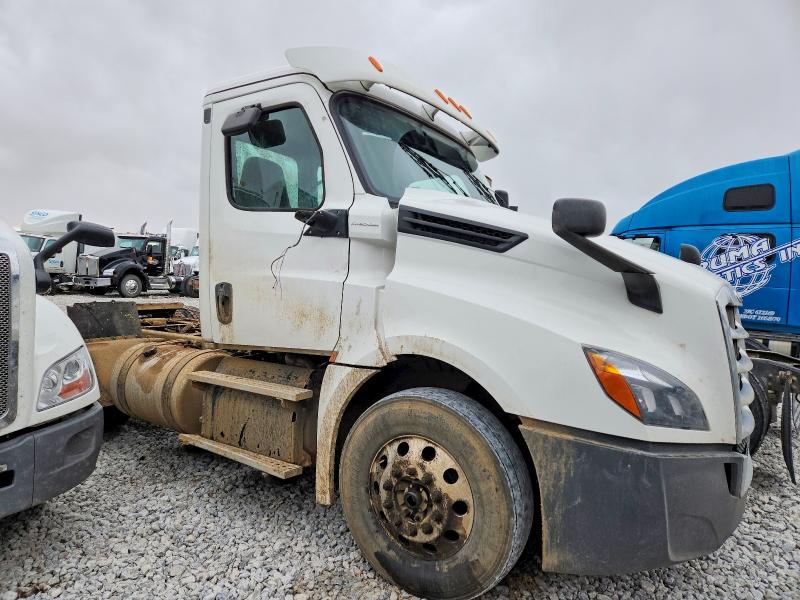2019 FREIGHTLINER CASCADIA 1 — VIN 3AKJHLDR2KSKL7319