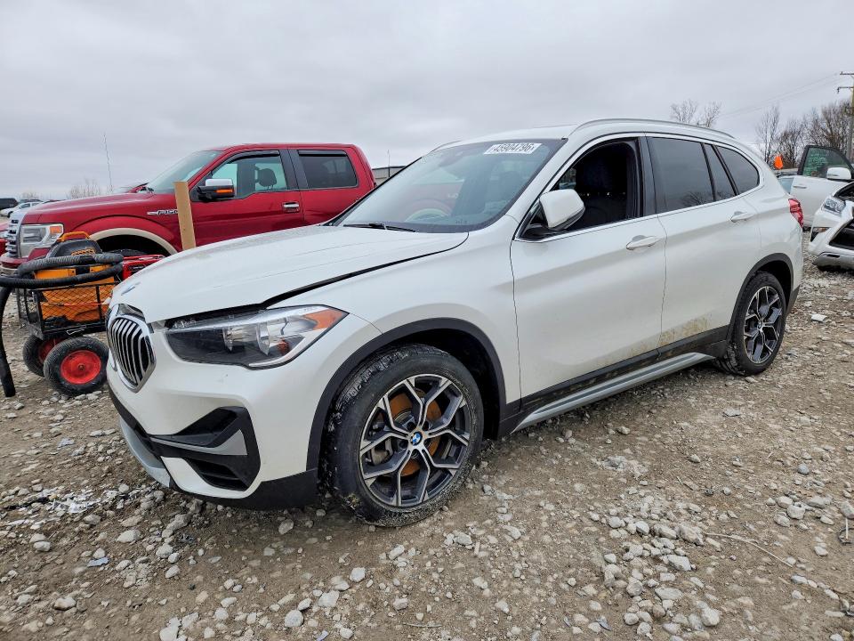 2021 BMW X1 — VIN WBXJG9C04M5T98616
