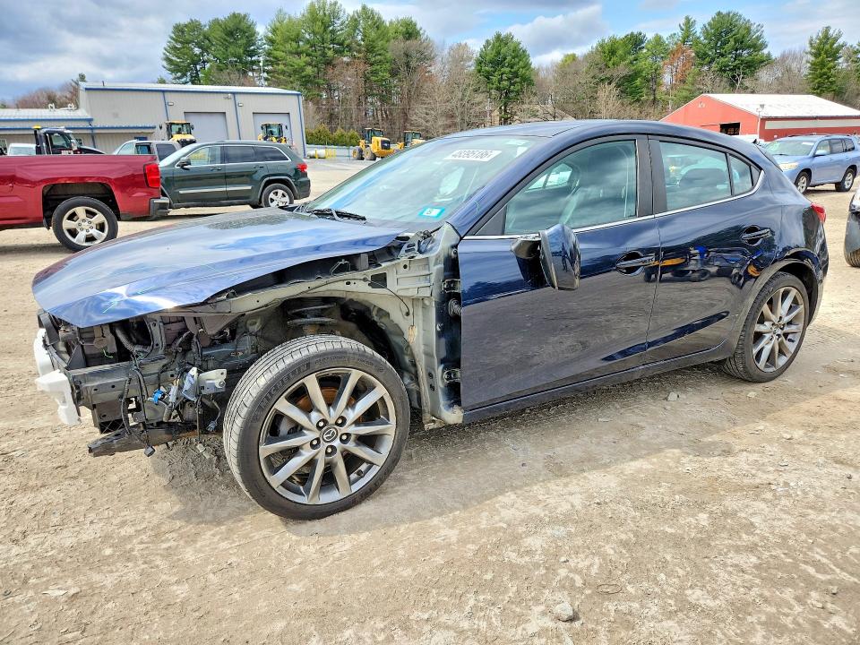 2018 MAZDA 3 — VIN 3MZBN1L39JM256719