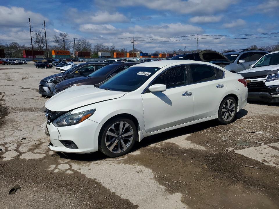 2017 NISSAN ALTIMA — VIN 1N4AL3AP3HC257971