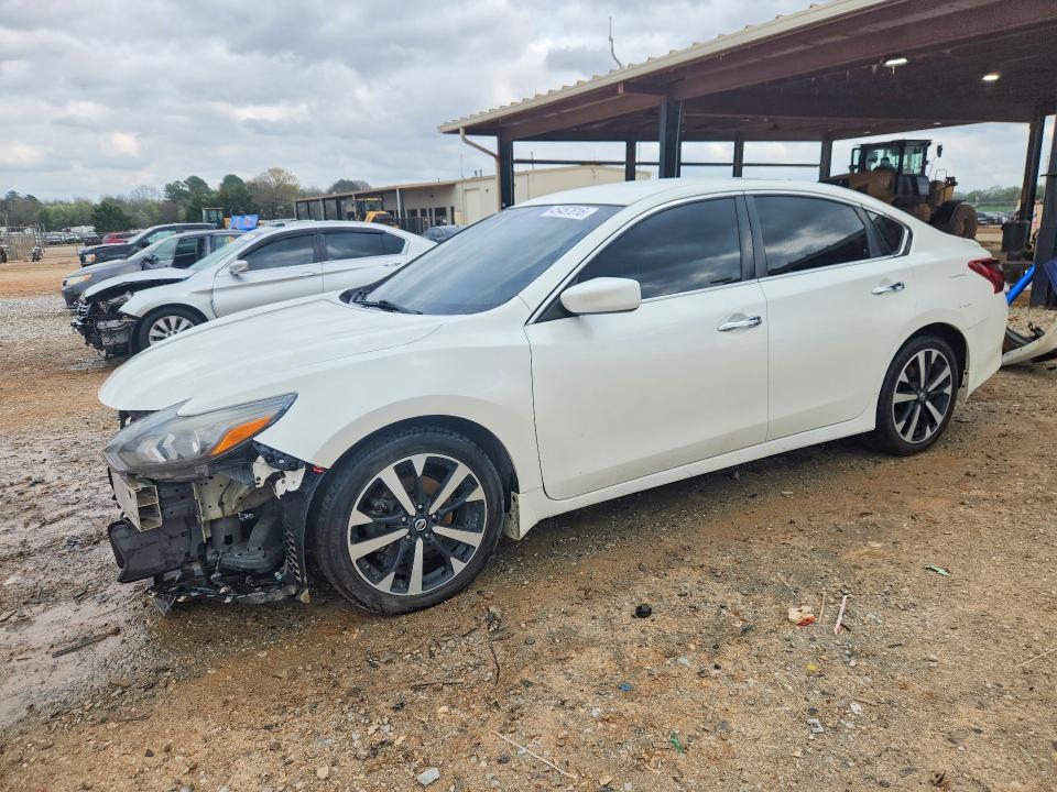 2018 NISSAN ALTIMA — VIN 1N4AL3AP8JC109806