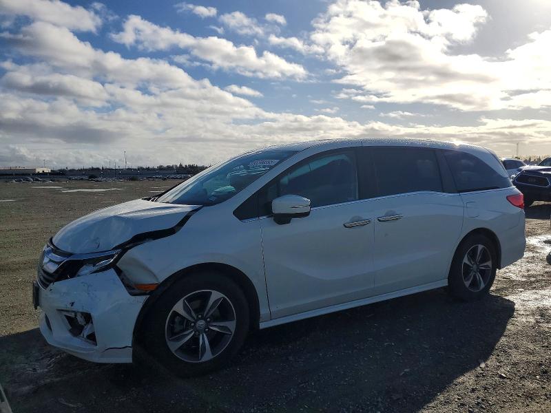 2018 HONDA ODYSSEY — VIN 5FNRL6H8XJB099442