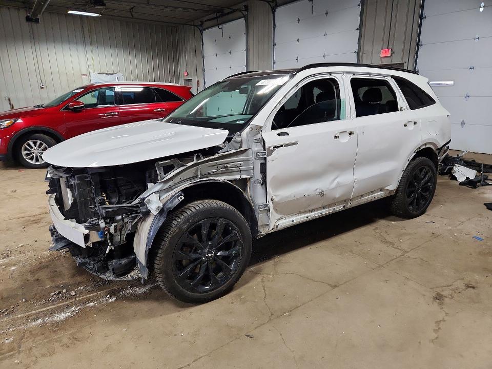 2022 KIA SORENTO — VIN 5XYRKDLF3NG119042
