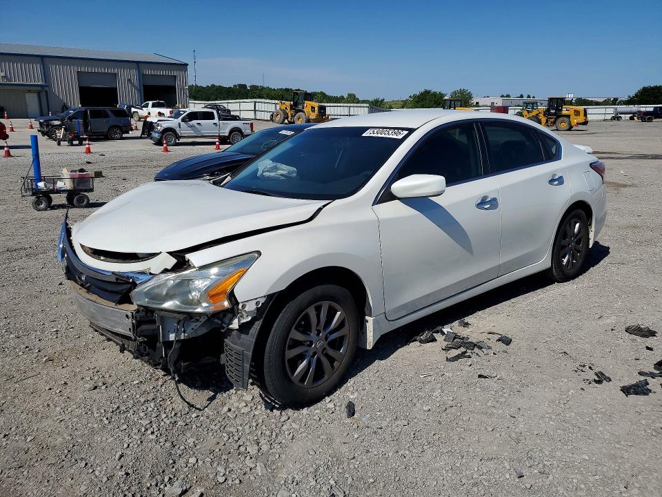 2015 NISSAN ALTIMA — VIN 1N4AL3AP5FC577693