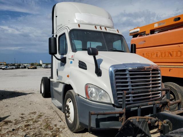 2017 FREIGHTLINER CASCADIA 1 — VIN 3AKBGADV0HSJD0508
