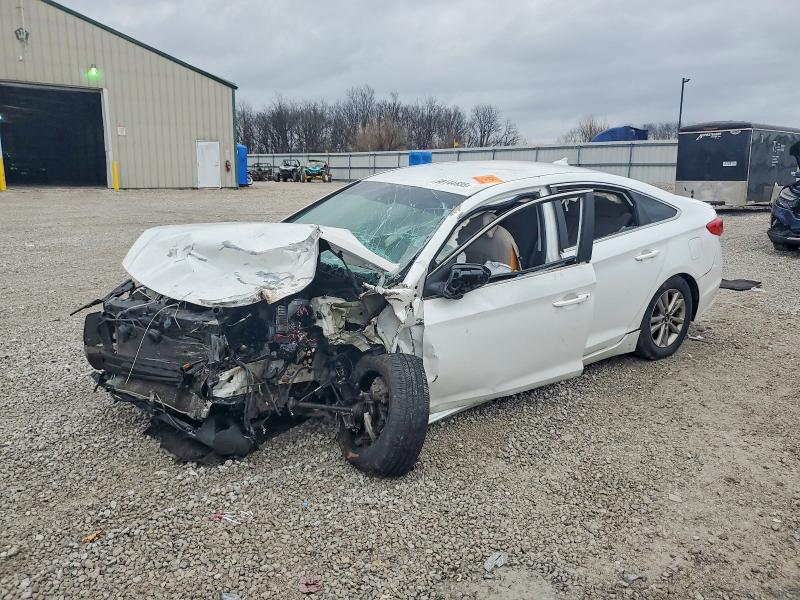 2016 HYUNDAI SONATA — VIN 5NPE24AFXGH300832