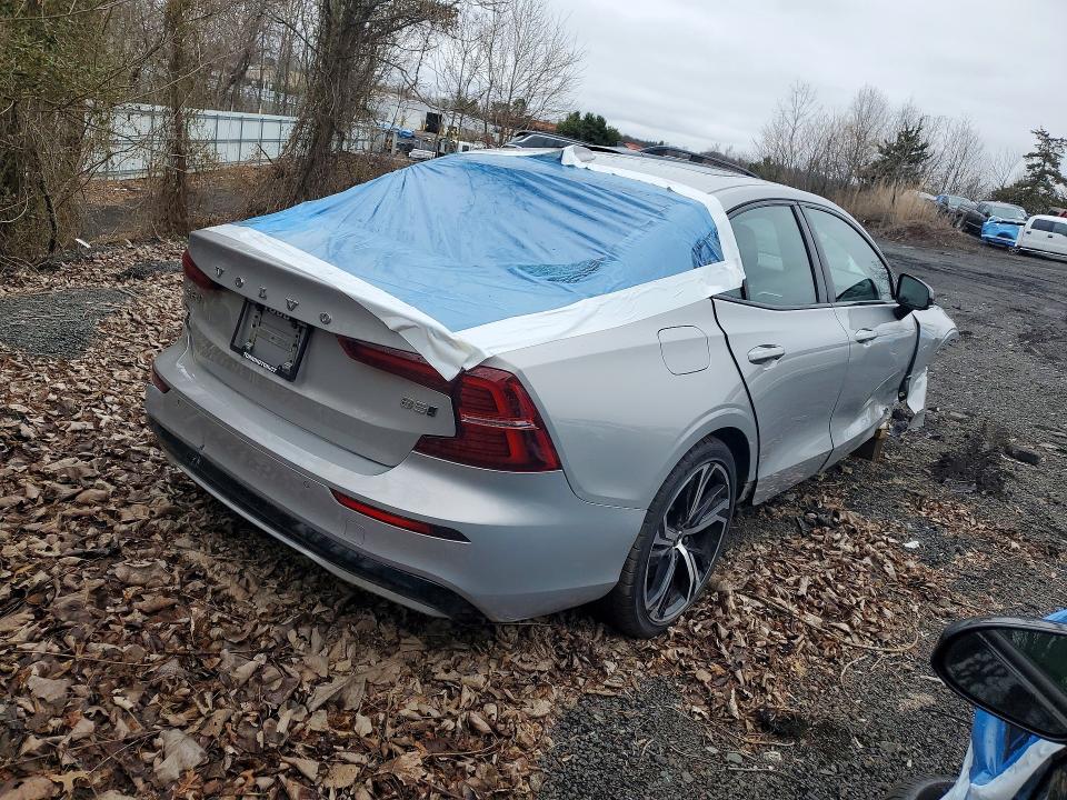 7JRL12TK0RG320122