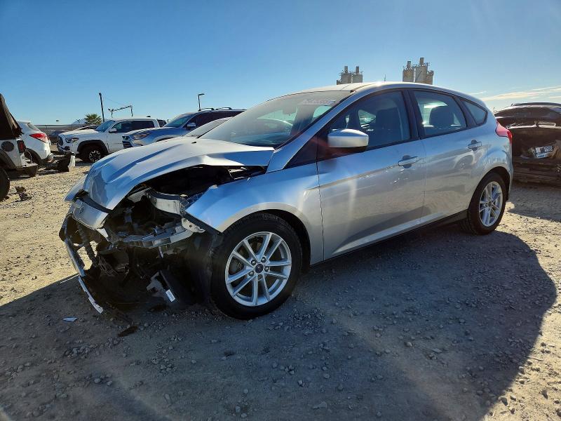 2018 FORD FOCUS SE — VIN 1FADP3K2XJL229692