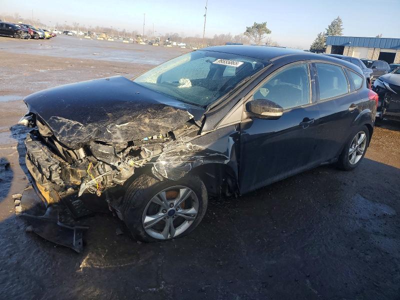 2014 FORD FOCUS SE — VIN 1FADP3K27EL101254
