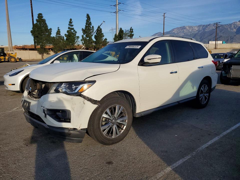 2018 NISSAN PATHFINDER — VIN 5N1DR2MM3JC652056