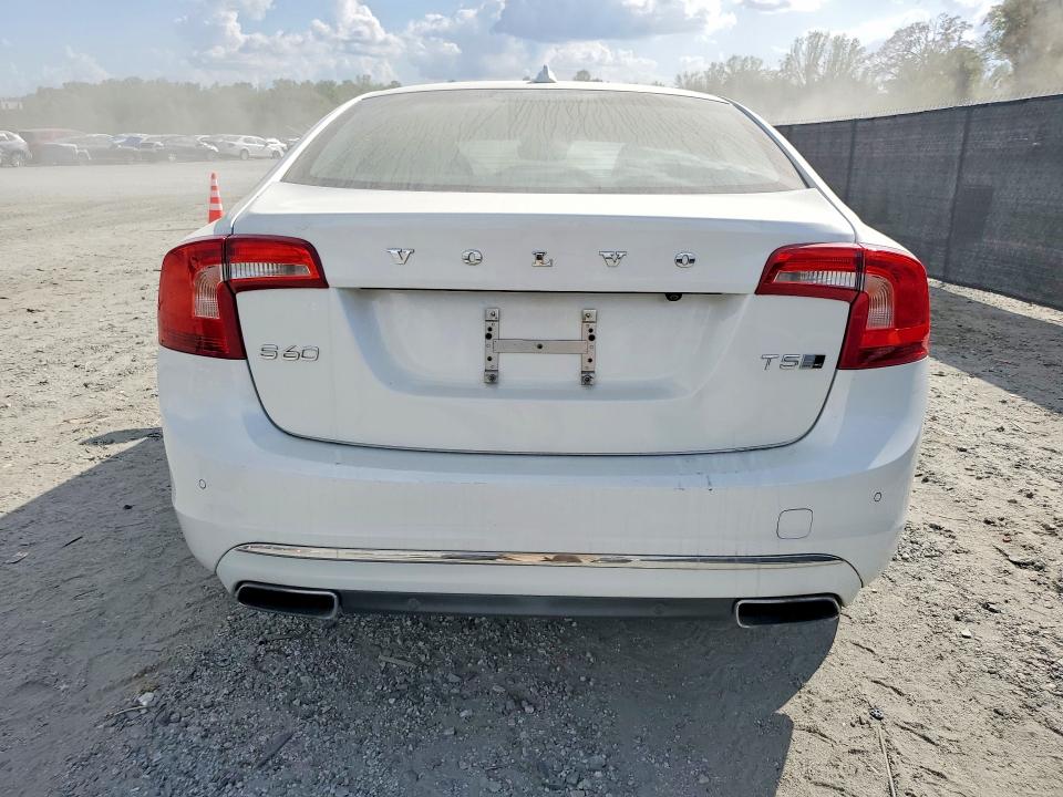 LYV612TM8GB102175