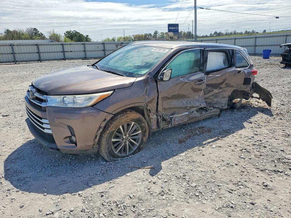 2017 TOYOTA HIGHLANDER — VIN 5TDKZRFH1HS215346
