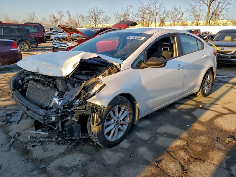 2017 KIA FORTE LX — VIN 3KPFL4A76HE151688